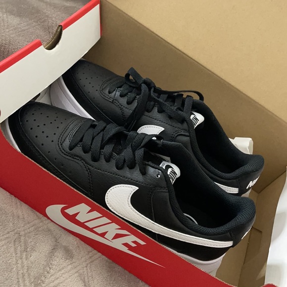 Brand New W Nike Court Vision Altaltr Shoes - Picture 2 of 3